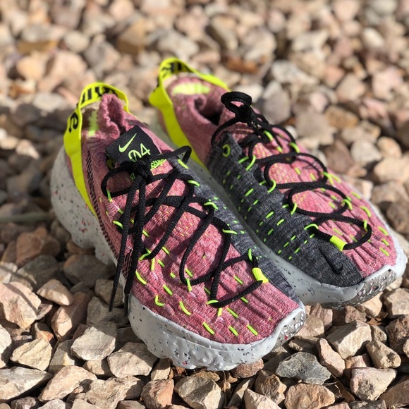 Nike Shoes - New Nike Space Hippie 04 Size 5 Red/Black